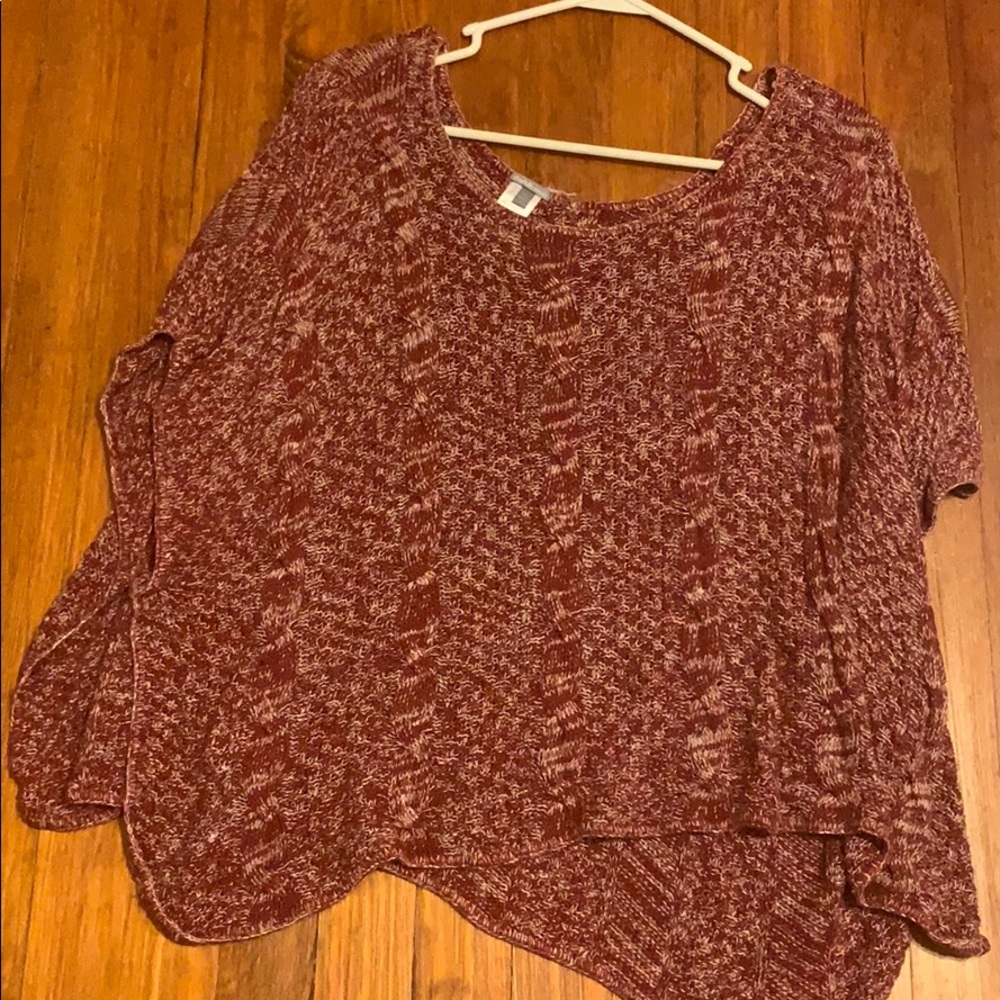 Charlotte Russe sweater with open sleeves size XL